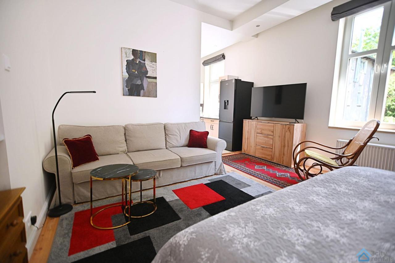 Beige And Red 3City Studio In Sopot With Outdoor Parking By Noclegi Renters Eksteriør bilde